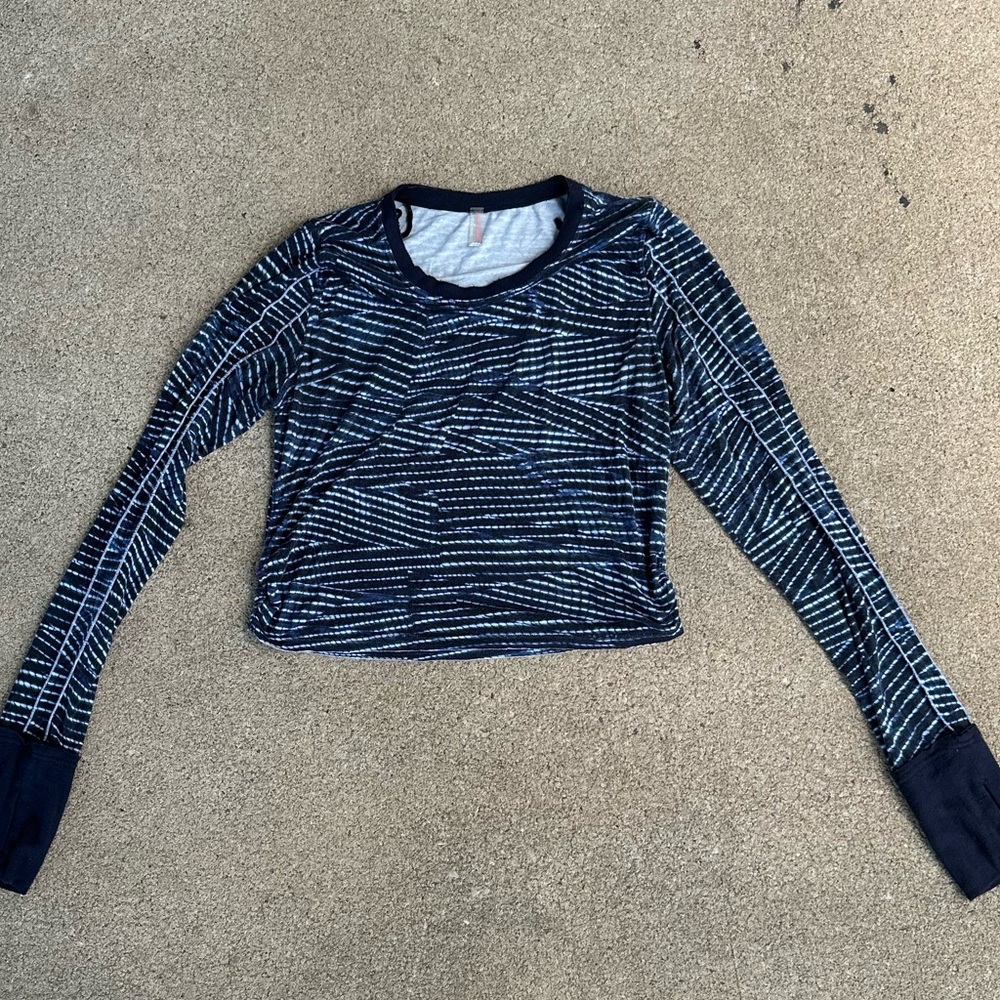 Free People Movement Best Life Layering Tee Navy and white Size Medium - Picture 6 of 10